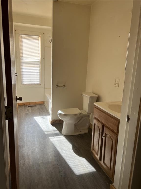 Building Photo - 47 Chester St