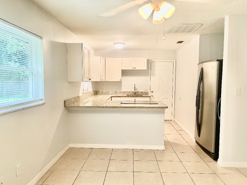 Building Photo - 1813 Grimke Ave