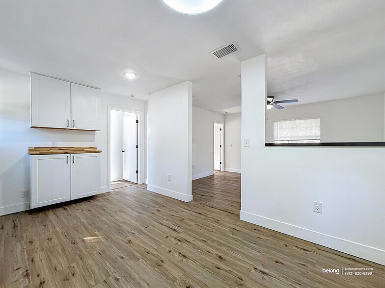 Building Photo - 2211 S Trivet Point