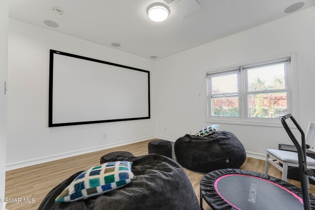 Building Photo - 3783 Stewart Ave