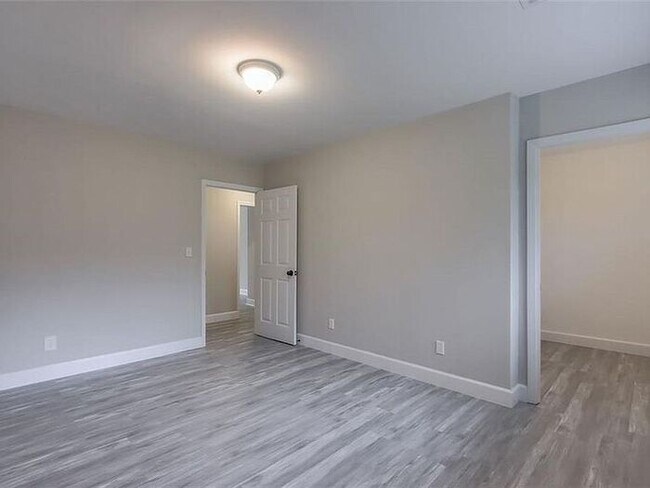 Building Photo - 4056 Dallas Acworth Hwy NW
