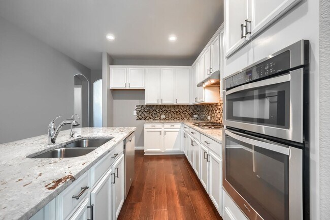 Building Photo - Charming Single-Story Home Located in Lind...