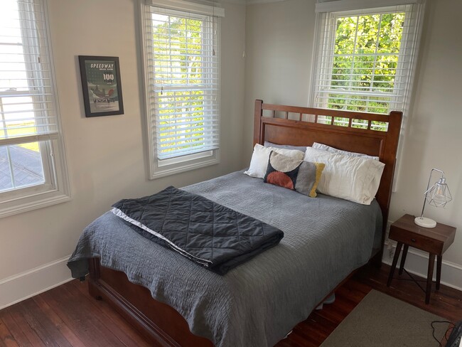 Second bedroom (queen bed) - 116 Nassau St