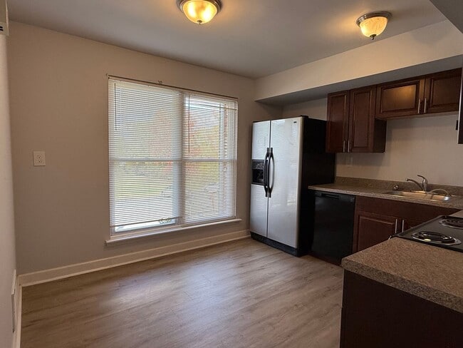 Building Photo - Charming 3-Bed Home in Peaceful Aston Neighborhood