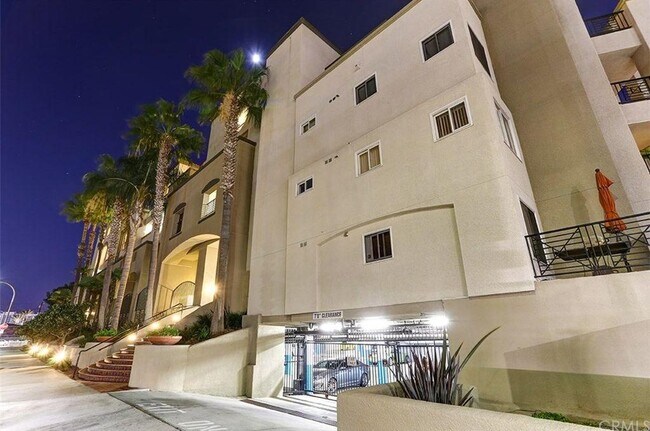 Building Photo - 200 E Pacific Coast Hwy