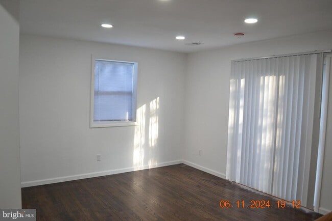 Building Photo - 329 Bar Harbor Rd