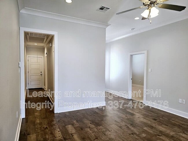 Building Photo - 30195 Sanctuary Blvd