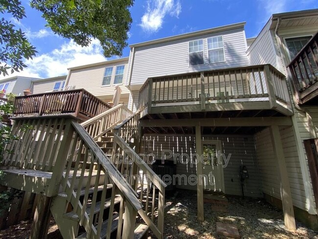 Building Photo - 4204 Apgar Ct