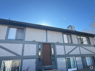 Building Photo - Upper Floor Multi-Family Unit