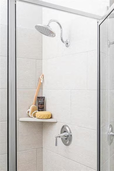 Building Photo - Spacious. Modern. Limited-Time $500 Off. T...