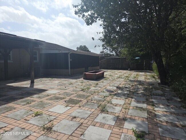Building Photo - 8394 Kipling Ct