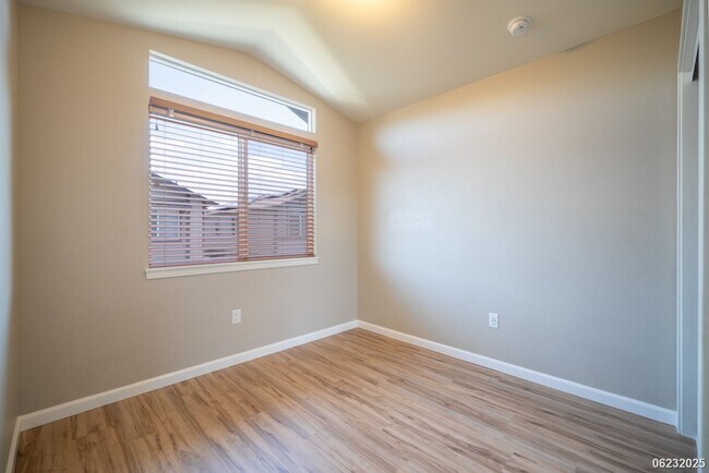 Building Photo - Available now!  Updated 4-bedroom, 2.5-bat...