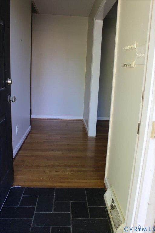 Building Photo - 1301 Canterbury Ln