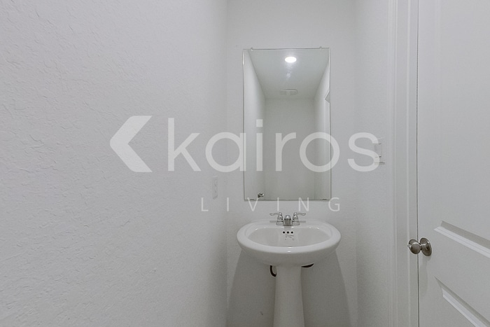 Building Photo - 5634 Mountain Point