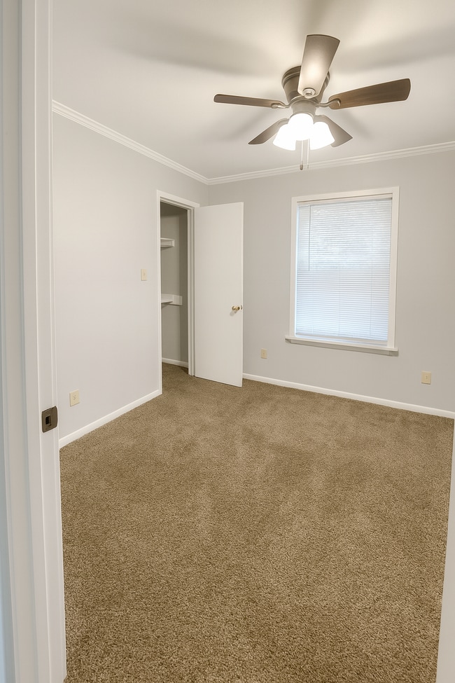 Building Photo - 23601 State Hwy 64