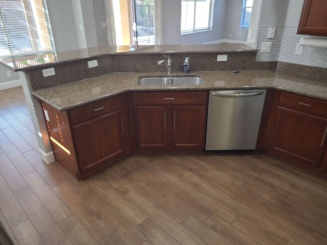 Building Photo - Ideal Living in Highland Groves: Stunning Cul-de-Sac Home with Builder Upgrades, Open Floor Plan,...