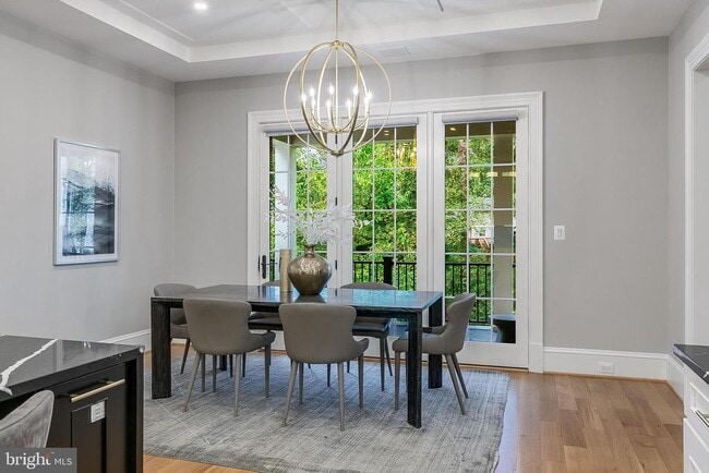 Building Photo - 7002 River Oaks Dr