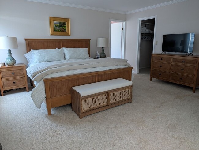 Building Photo - 14864 Channel Dr