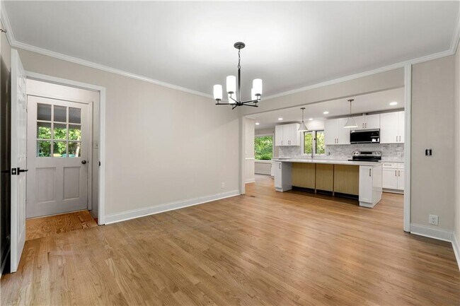 Building Photo - 6511 Vernon Woods Dr NE