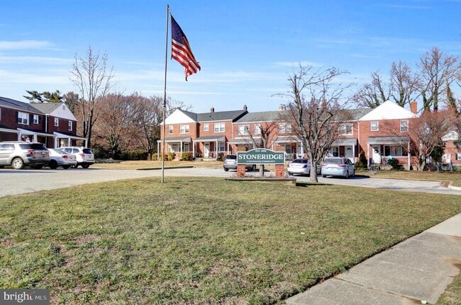 Building Photo - 32 Wilfred Ct
