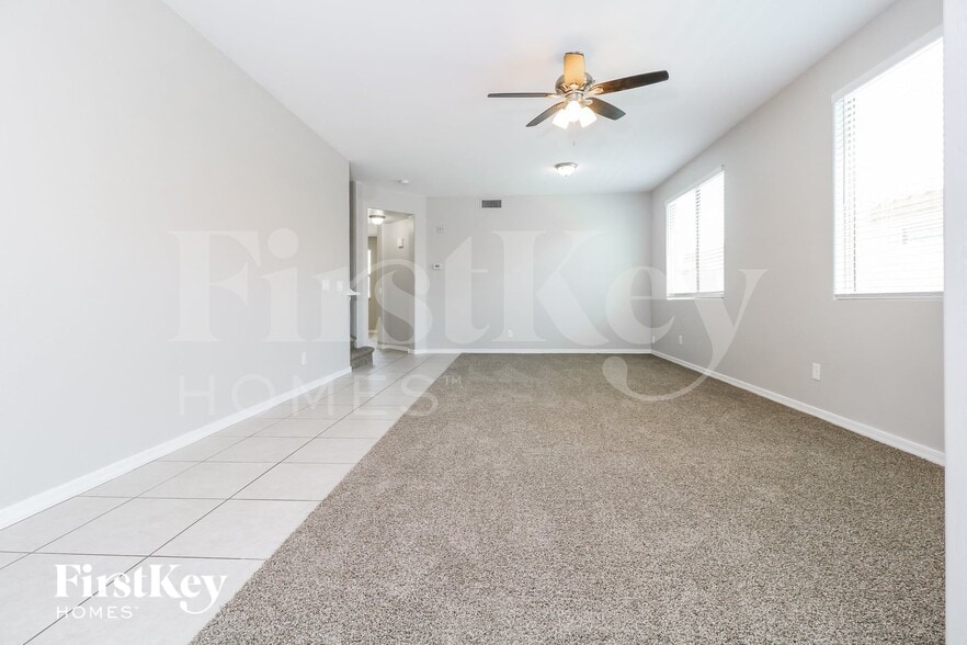 Building Photo - 18254 W Hatcher Rd