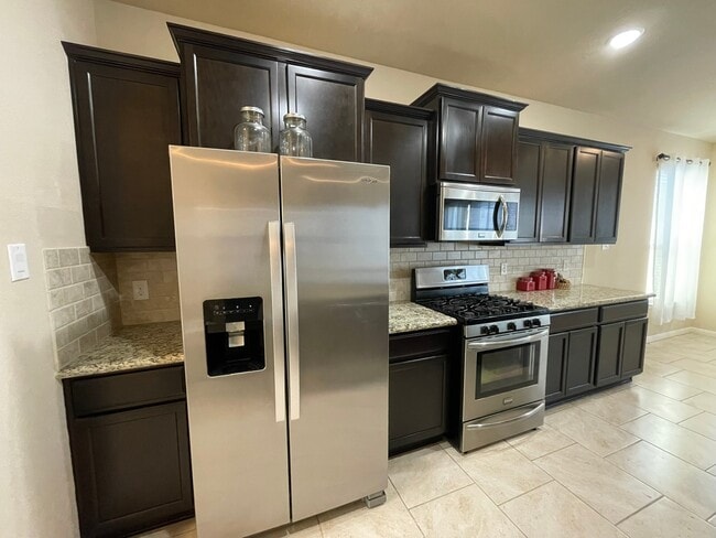 Building Photo - 1826 Bravos Manor Ln