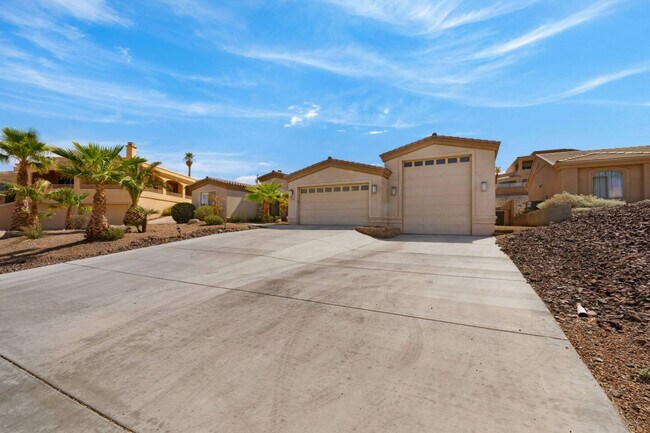 Building Photo - 3940 Duke Dr