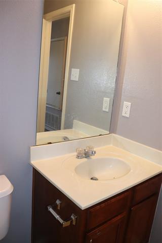 Building Photo - 2304 Heads And Tails Ln