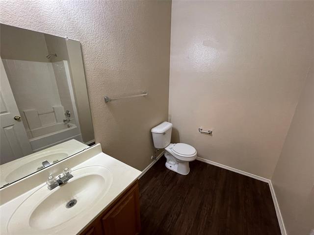 Building Photo - 724 Courson Dr