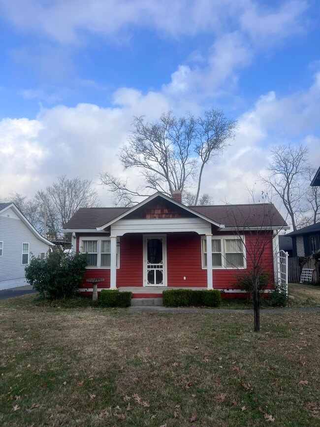 Building Photo - 5202 Dakota Ave