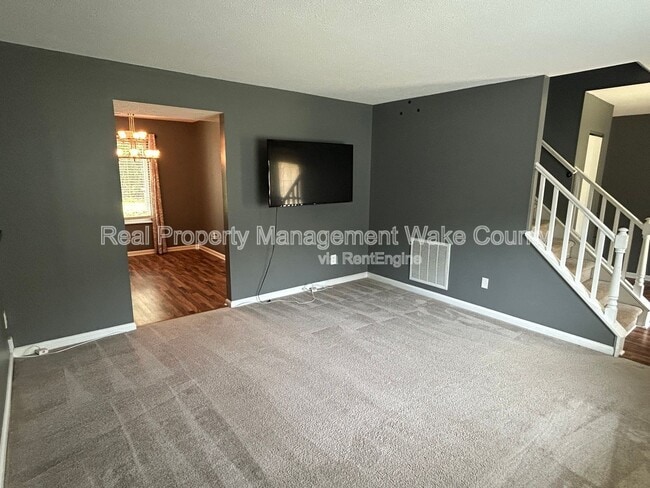 Building Photo - 2424 Tusket Ct