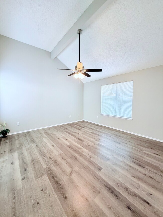 Building Photo - 18714 Haughland Dr