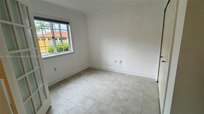 Building Photo - 7752 SW 95th St