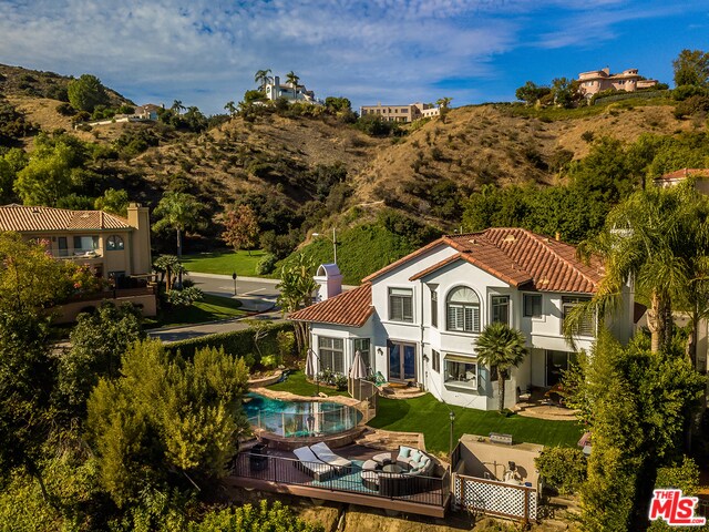 Building Photo - 3806 Paseo Primario