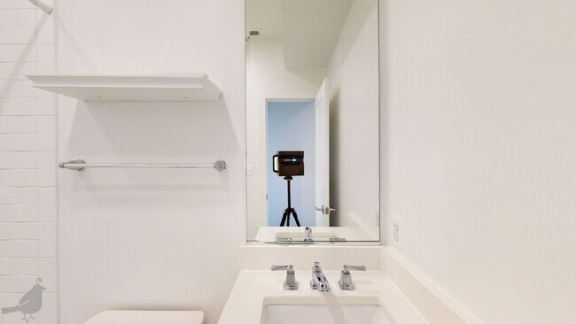 Building Photo - Stunning and Spacious Duplex in Brookland w/ Parking!