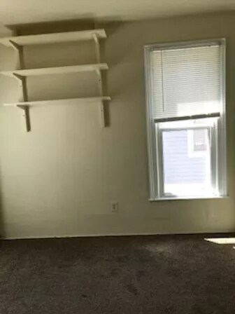 Building Photo - 117 Perrin St