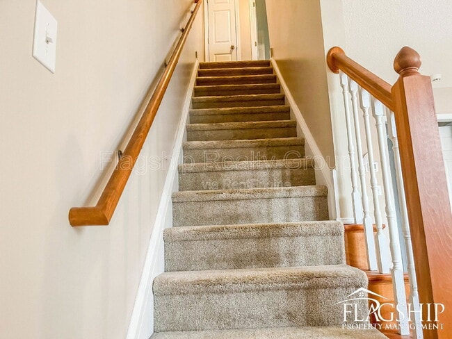 Building Photo - 3813 E Vancroft Cir