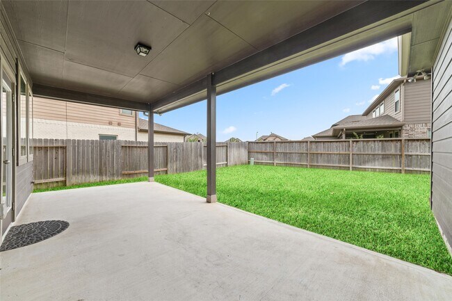 Building Photo - 18511 Grand Spanish Oak Ct