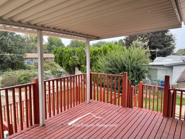 Building Photo - 8701 Brynwood Dr