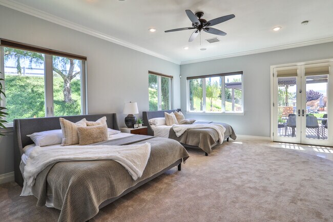 Building Photo - 39520 Colleen Way