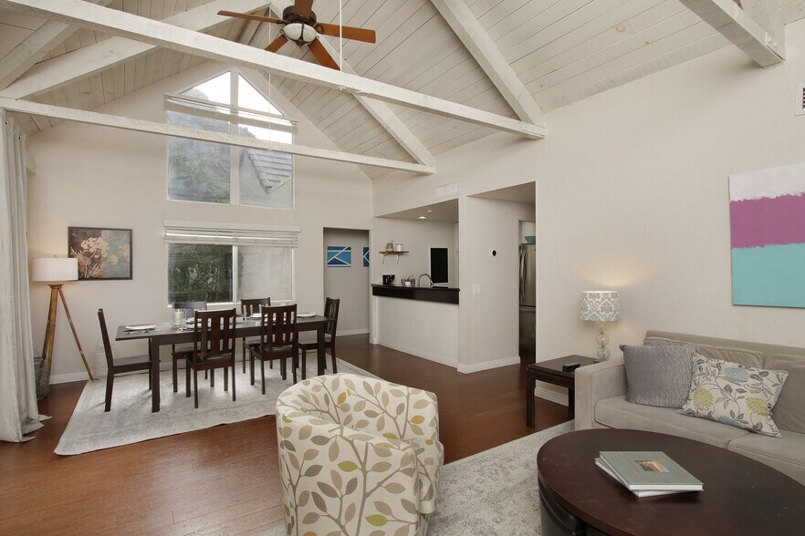 Building Photo - 78205 Cortez Ln