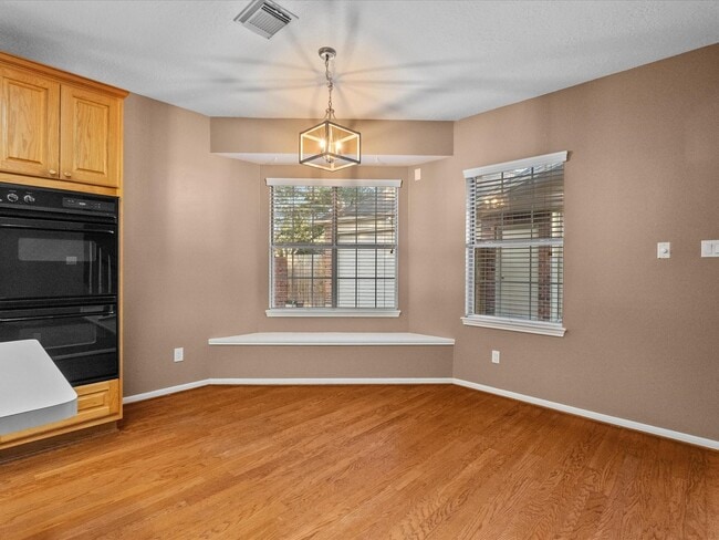 Building Photo - 2210 Crimson Cove Ct