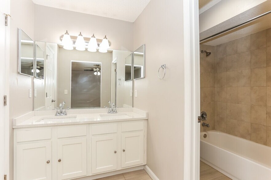 Building Photo - 4420 Palmetto Inlet W