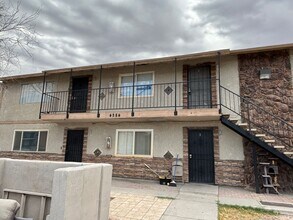 Building Photo - Charming 3Bed/1Bath apartment located in North Las Vegas— Enjoy Rent-Free Holidays!