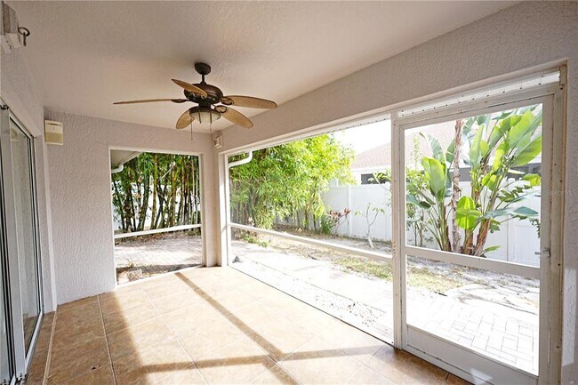 Building Photo - 285 Marquette Rd