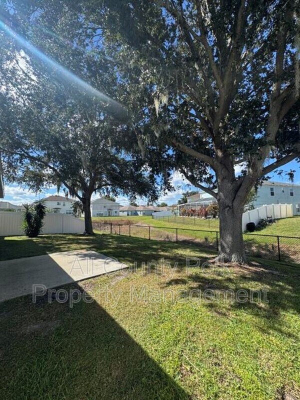 Building Photo - 2505 Brownwood Dr