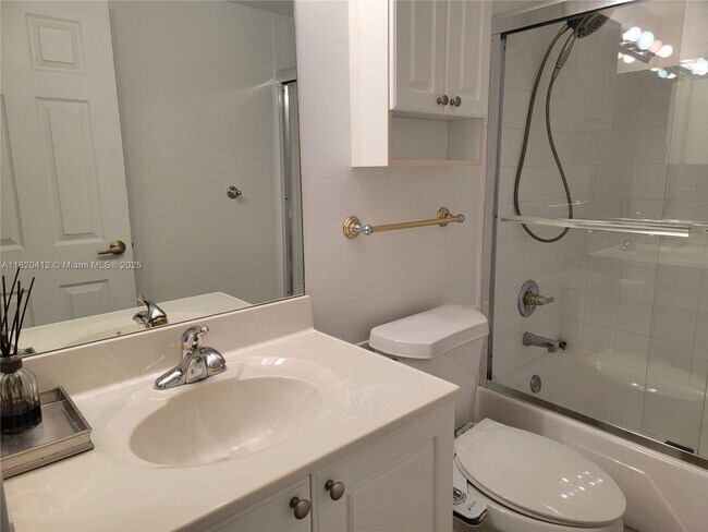 Building Photo - 2501 S Ocean Dr
