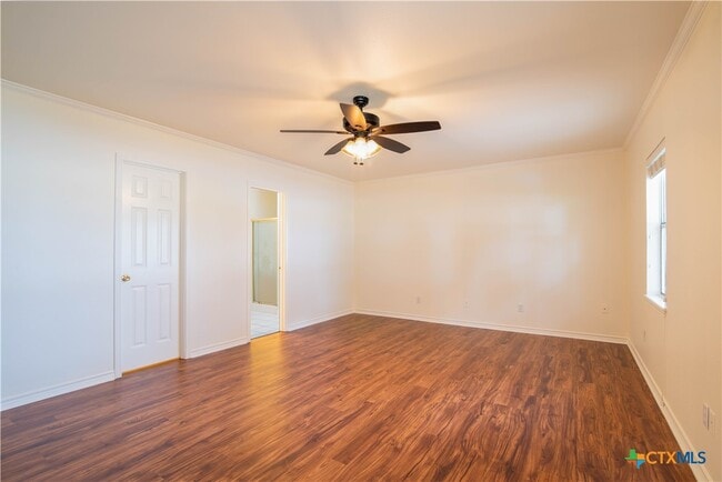 Building Photo - 316 Mulberry Ave S