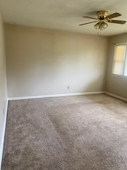 Building Photo - 6165 Timberland Dr