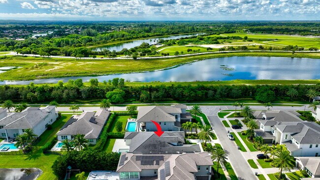 Building Photo - 19886 Meadowside Ln